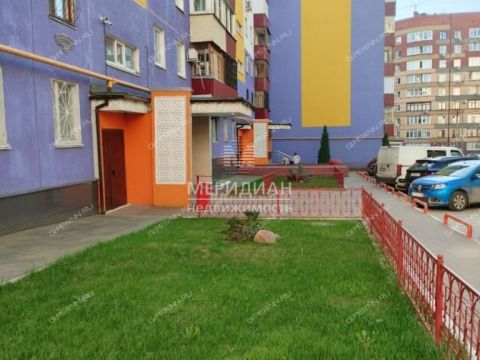 3-komnatnaya-ul-verhnepecherskaya-d-7-k2 фото