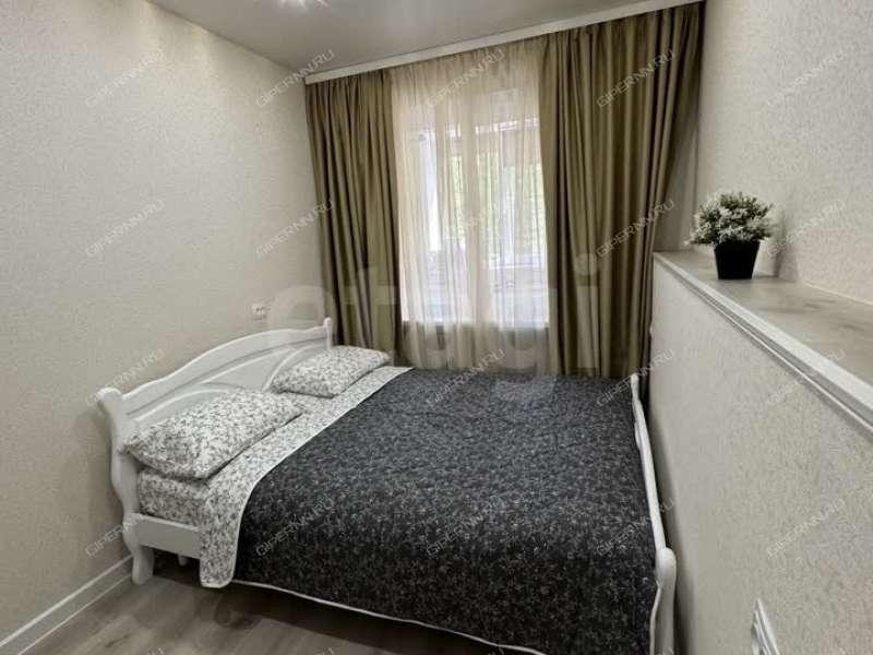 трёхкомнатная квартира на Волжской набережной дом 10