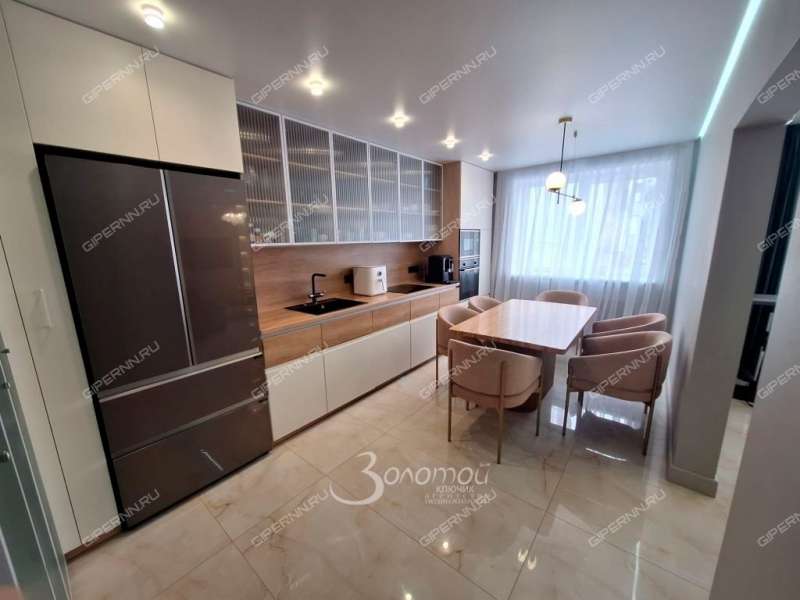 четырёхкомнатная квартира на проспекте Ленина дом 30 к5