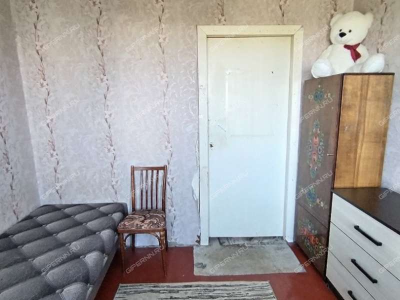 трёхкомнатная квартира на улице Германа Лопатина дом 5