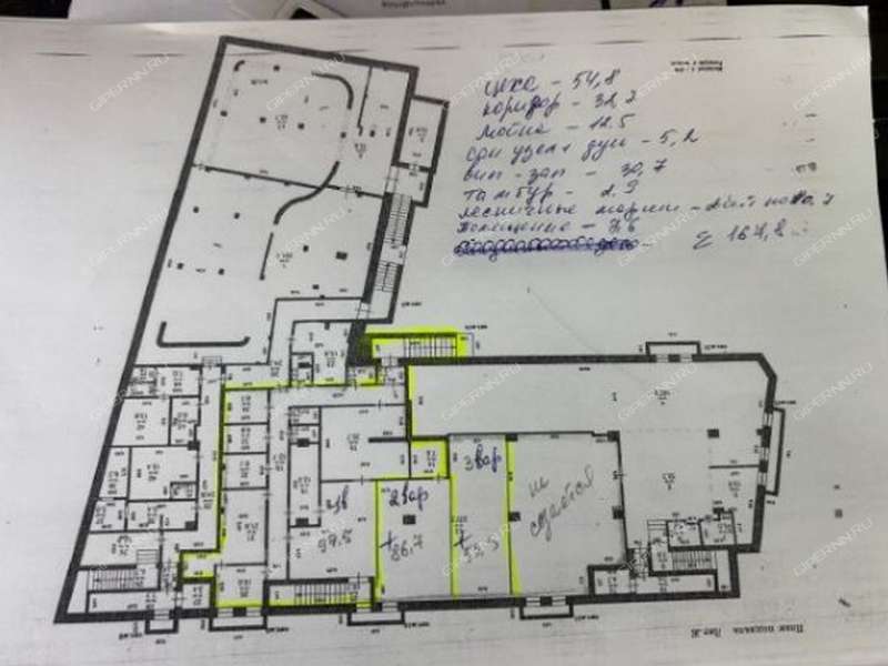 помещение под торговую площадь на Дмитрия Павлова ул., д. 13а