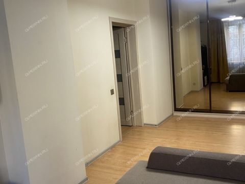 2-komnatnaya-ul-strazh-revolyucii-d-7 фото