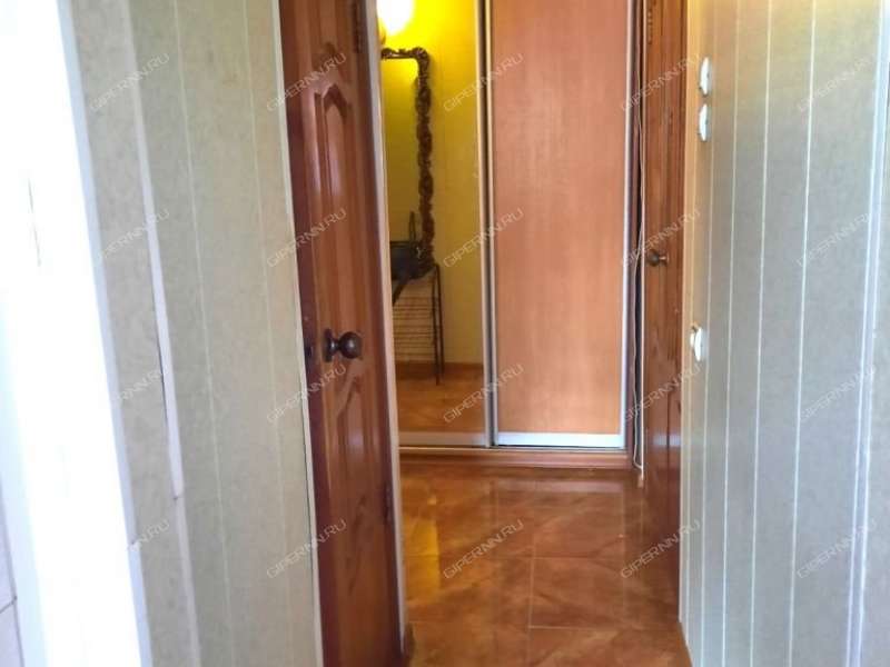 трёхкомнатная квартира на улице Мельникова дом 14