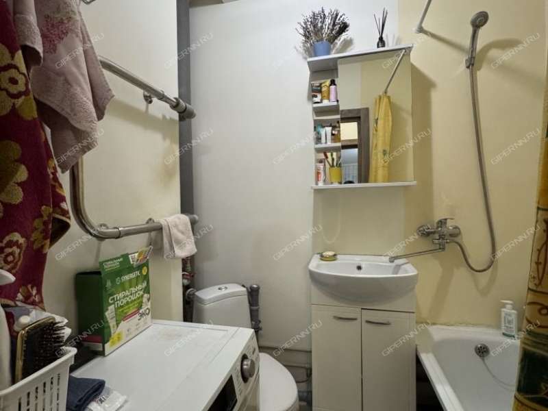 трёхкомнатная квартира на Мончегорской улице дом 12 к7