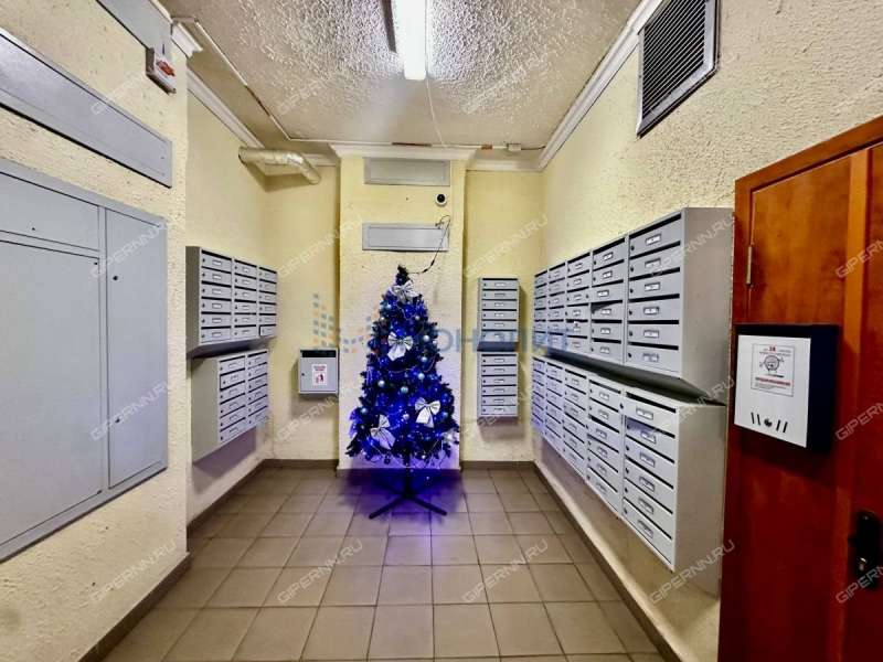 однокомнатная квартира на бульваре 60-летия Октября дом 21 к2