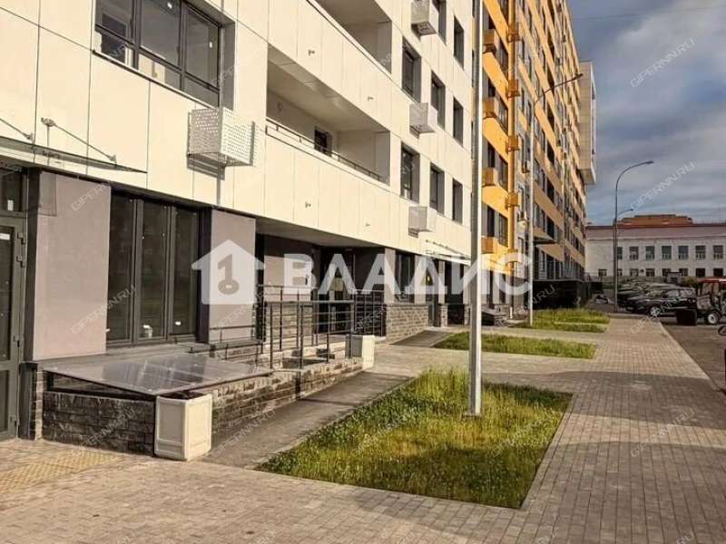 трёхкомнатная квартира на проспекте Гагарина дом 36 к3