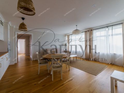 4-komnatnaya-ul-maksima-gorkogo-d-43 фото