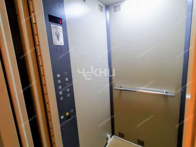 трёхкомнатная квартира на улице Маршала Рокоссовского дом 17