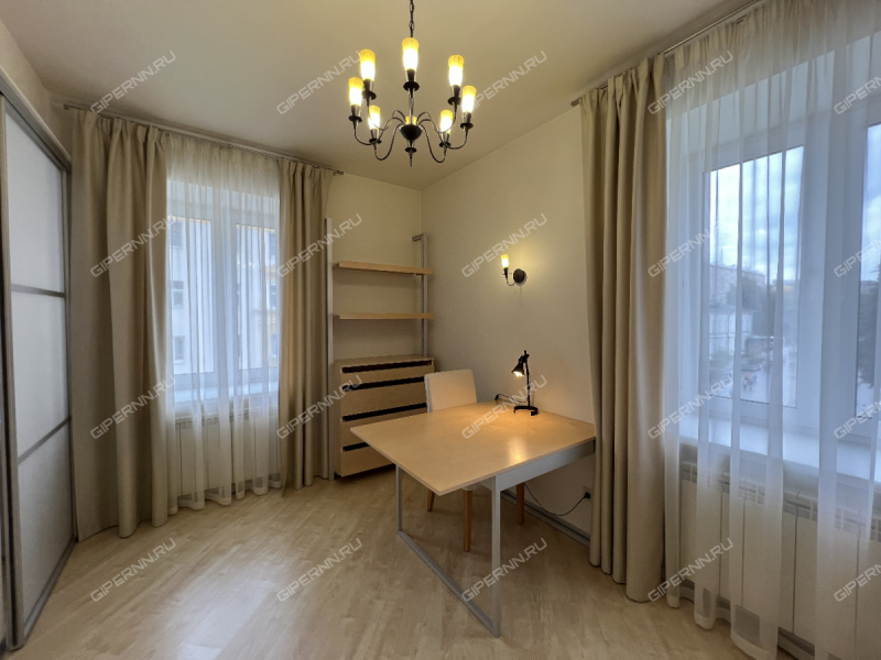 трёхкомнатная квартира на Большой Покровской улице дом 35а