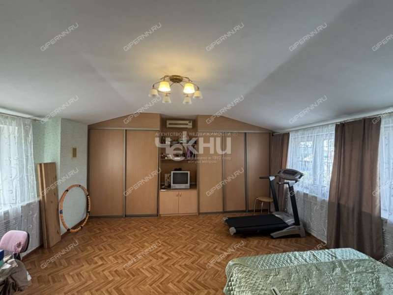 дом на улице Молодая Гвардия