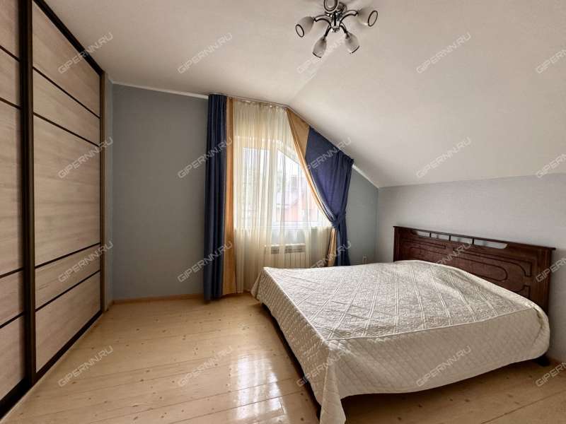 дом на Радужной улице посёлок Волжский