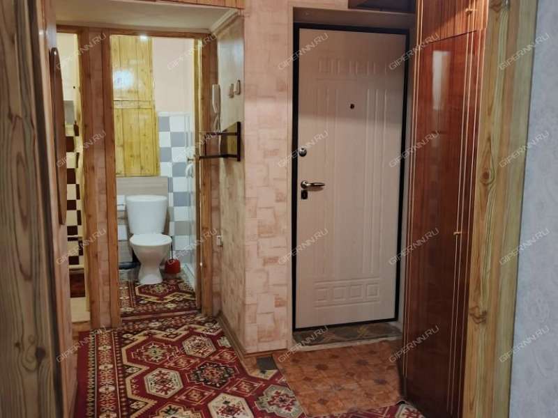 двухкомнатная квартира на улице Лескова дом 35 к1