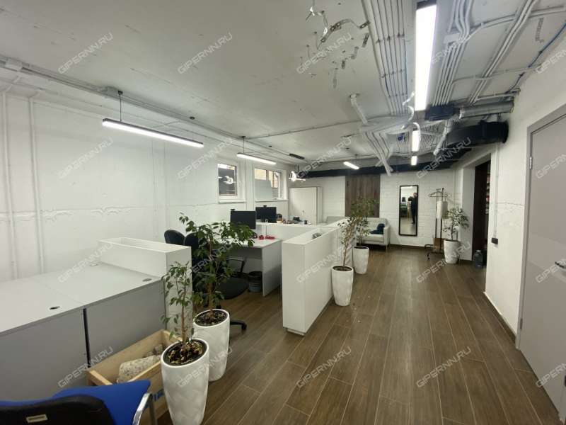 помещение под помещение свободного назначения на Эльтонской улице