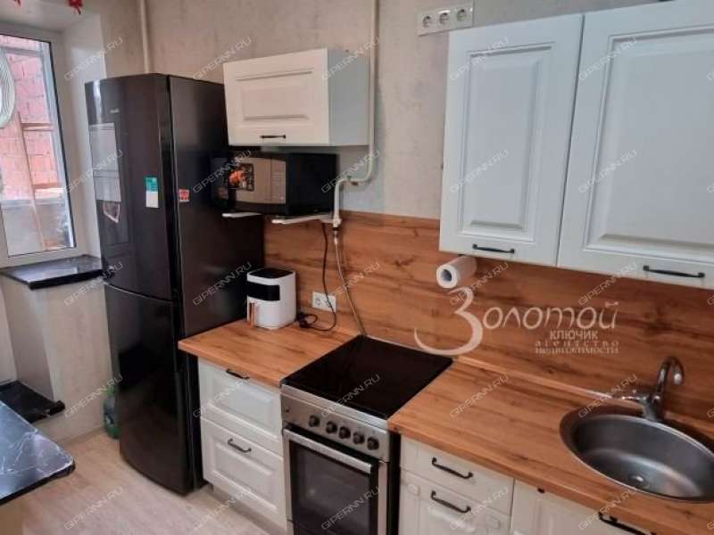 однокомнатная квартира на улице Политбойцов дом 19