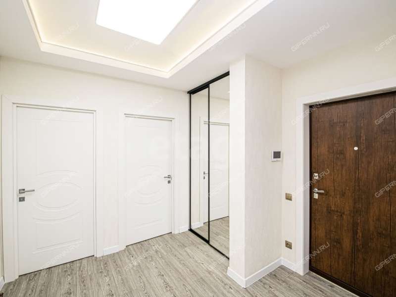 трёхкомнатная квартира на улице Маршала Баграмяна дом 3