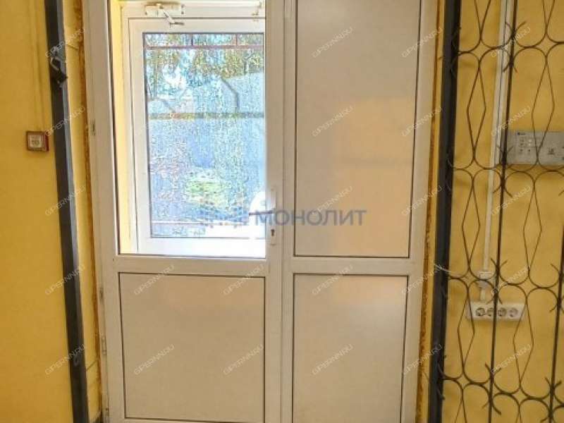 помещение под офис, торговую площадь на улице Ленина рабочий посёлок Сосновское