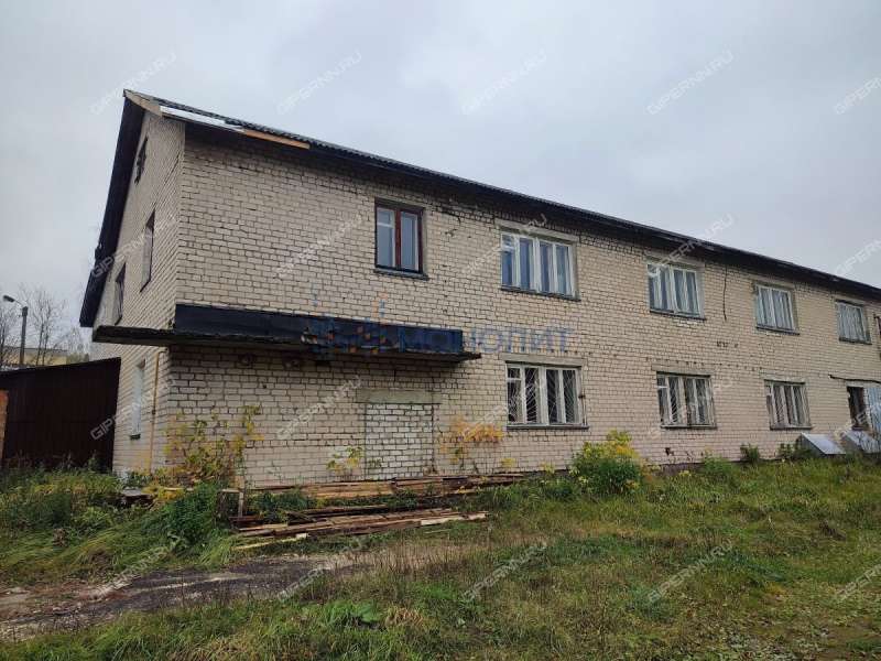 здание под офис, производственную площадь на Школьной улице село Смольки