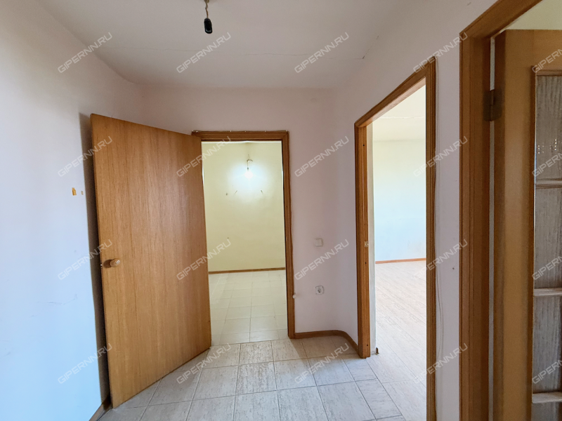 трёхкомнатная квартира на улице Кулибина дом 15 к1