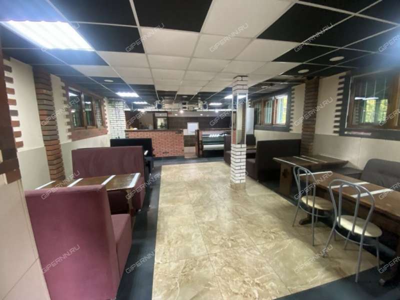 здание под недвижимость под общепит на Большевистской улице