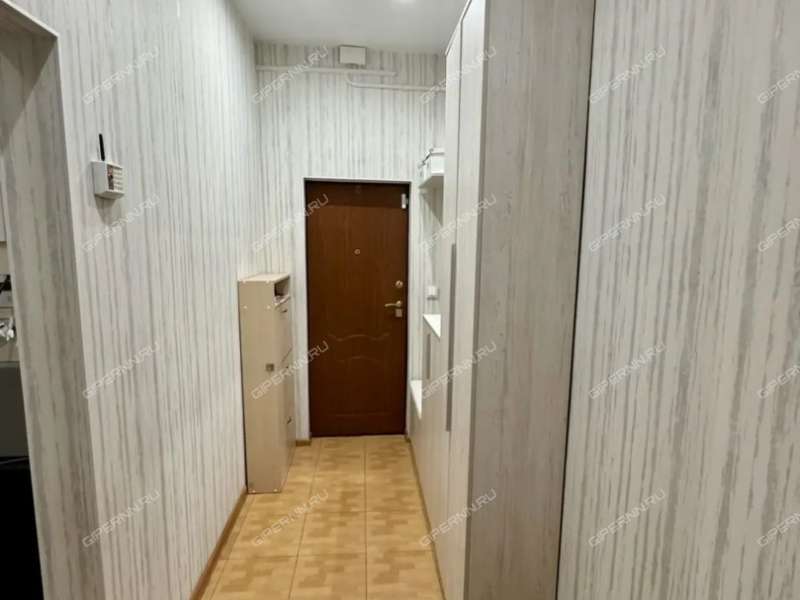 двухкомнатная квартира на Почаинской улице дом 27а