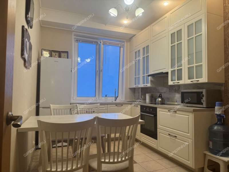 трёхкомнатная квартира на Дальней улице дом 8