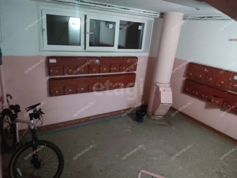 2-komnatnaya-ul-molitovskaya-d-2 фото