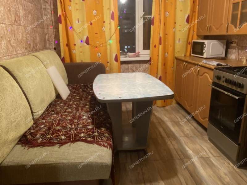 двухкомнатная квартира на улице Плотникова дом 2