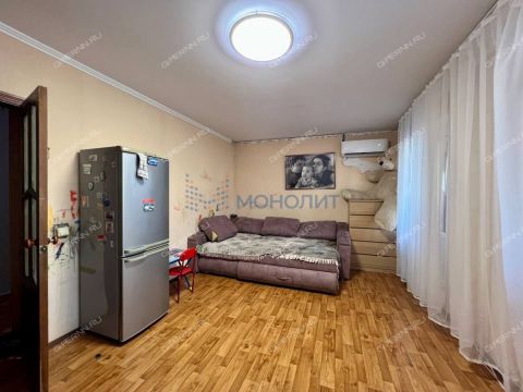 4-komnatnaya-ul-zayceva-d-13 фото