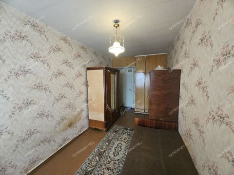 3-komnatnaya-ul-gvardeycev-d-11 фото