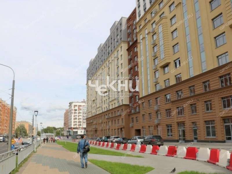 трёхкомнатная квартира в новостройке на улице Максима Горького дом 73