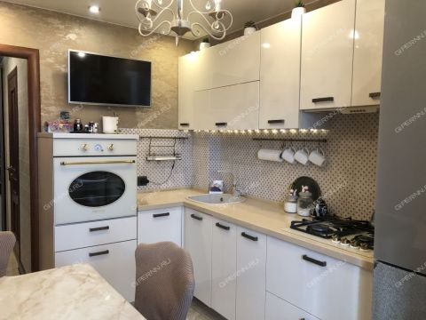 2-komnatnaya-prosp-gagarina-d-103 фото