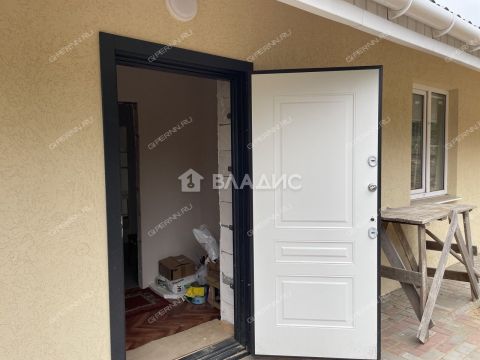 dom-poselok-pamyat-parizhskoy-kommuny-gorodskoy-okrug-bor фото