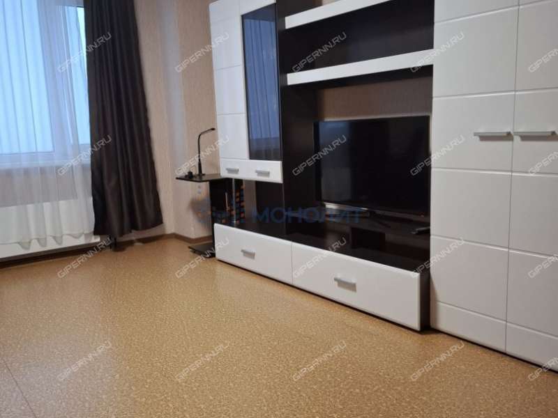 трёхкомнатная квартира на Московском шоссе дом 25А