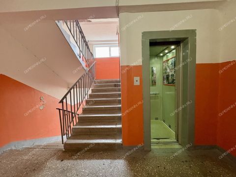 3-komnatnaya-ul-kovalihinskaya-d-51 фото