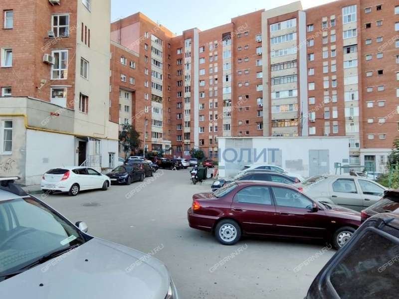 трёхкомнатная квартира на улице Родионова дом 180