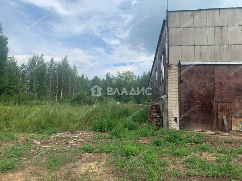 помещение под производственную площадь на улице Чернышевского город Семёнов