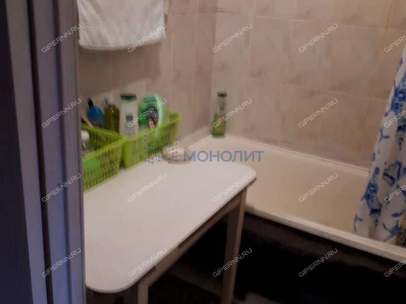 четырёхкомнатная квартира на улице Политбойцов дом 4