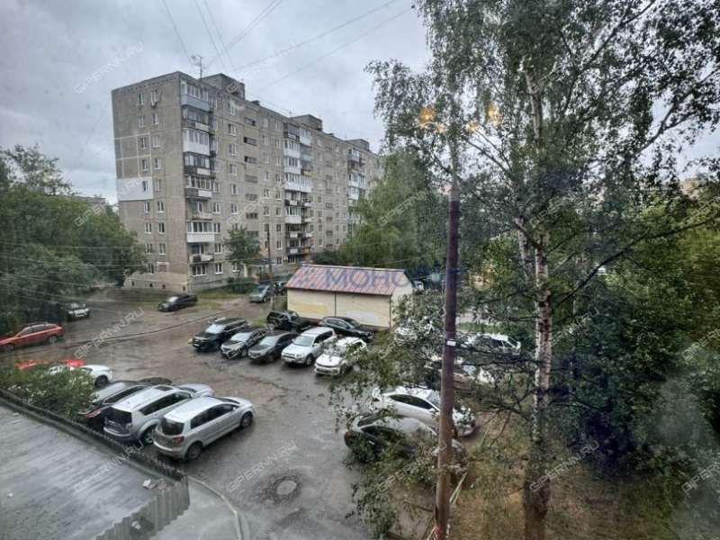 трёхкомнатная квартира на улице Героев Космоса дом 4