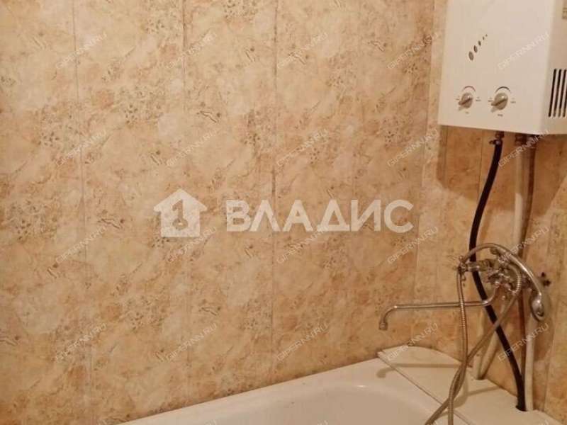 однокомнатная квартира на Малоэтажной улице дом 42