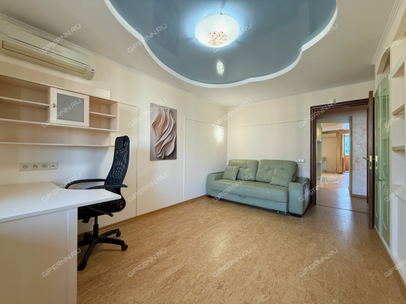 трёхкомнатная квартира на Деловой улице дом 22 к2