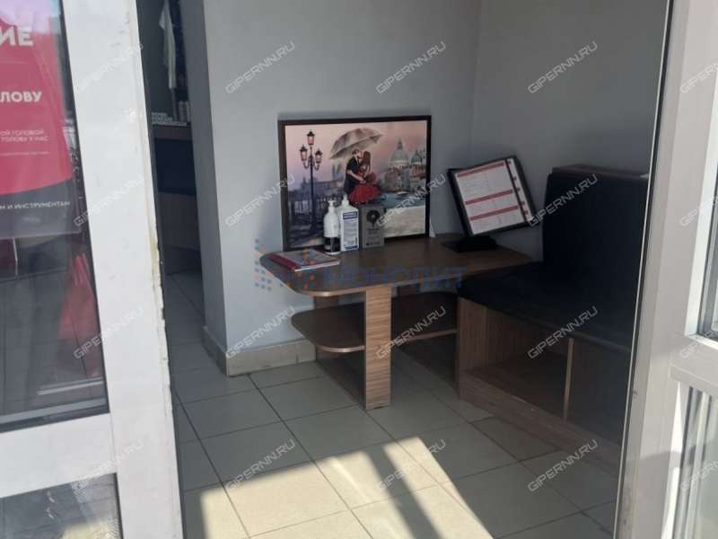 помещение под помещение свободного назначения, торговую площадь на улице Карла Маркса