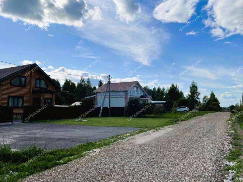 дом на Кирпичной улице рабочий посёлок Сосновское