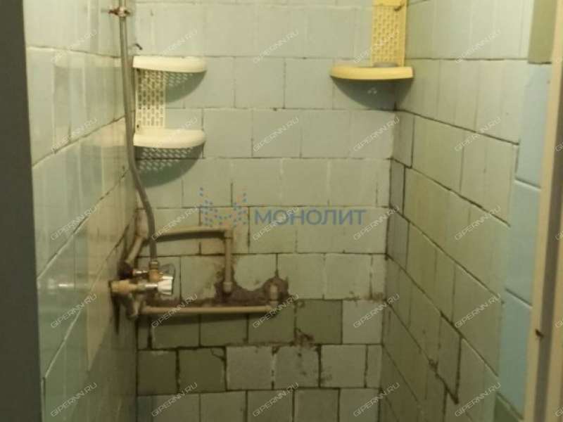 однокомнатная квартира в 2-м микрорайоне дом 4 город Бор