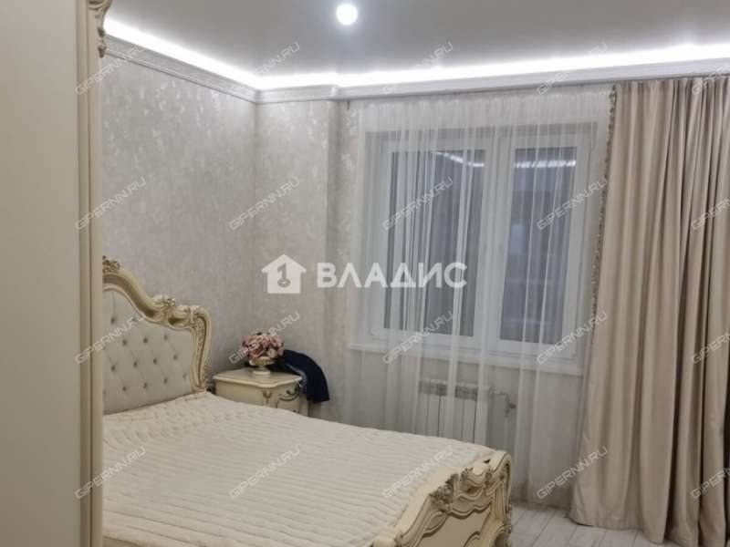 трёхкомнатная квартира на проспекте Кораблестроителей дом 1А