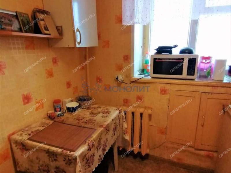 однокомнатная квартира на бульваре 60-летия Октября дом 4