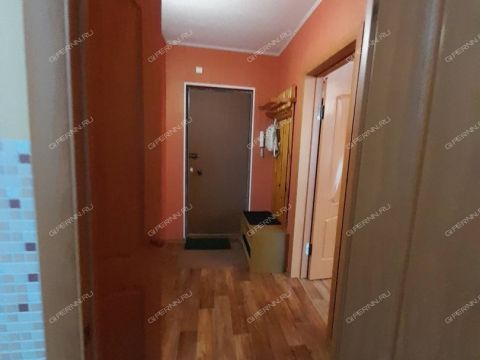 1-komnatnaya-ul-marshala-golovanova-d-17 фото