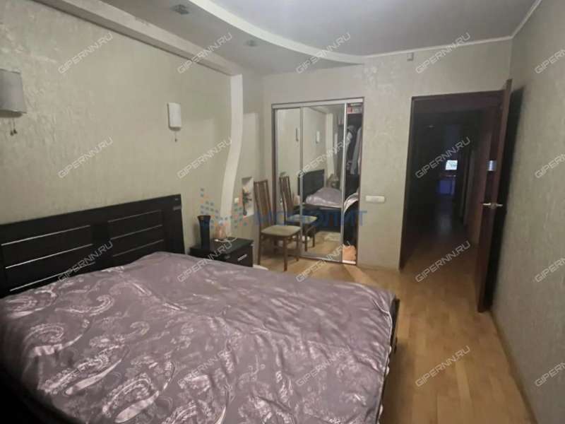 трёхкомнатная квартира на Кузнечихинской улице дом 37