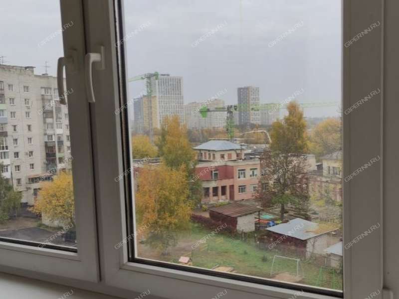 трёхкомнатная квартира на улице Коминтерна дом 22