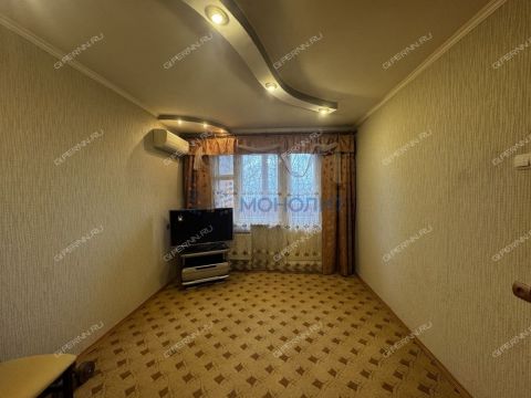 1-komnatnaya-ul-40-let-pobedy-d-5 фото