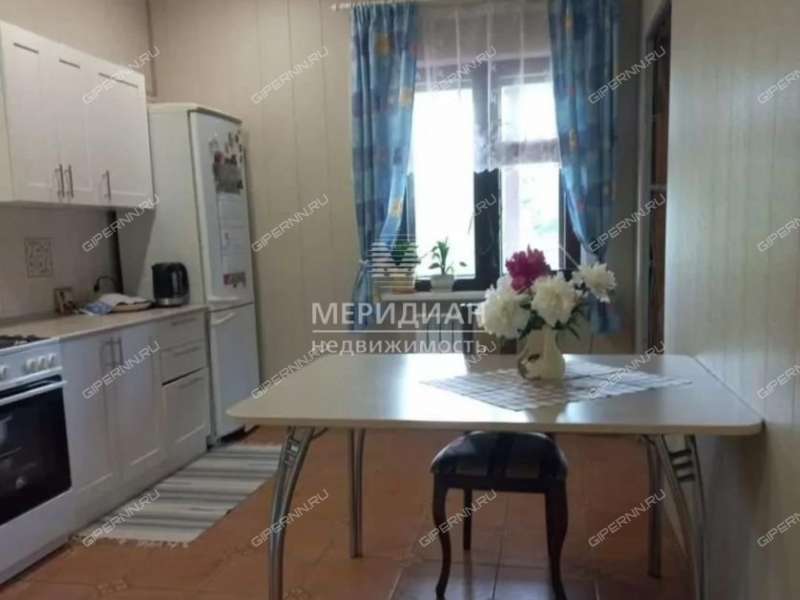 дом на Комсомольской улице рабочий посёлок Гидроторф